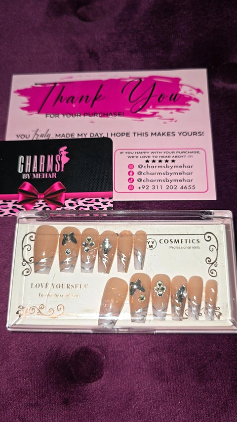 Elegant Luxury Nails